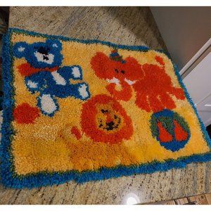 Malina Vintage Circus Zoo Animals Latch Hook Rug Finished / Completed 19x26”